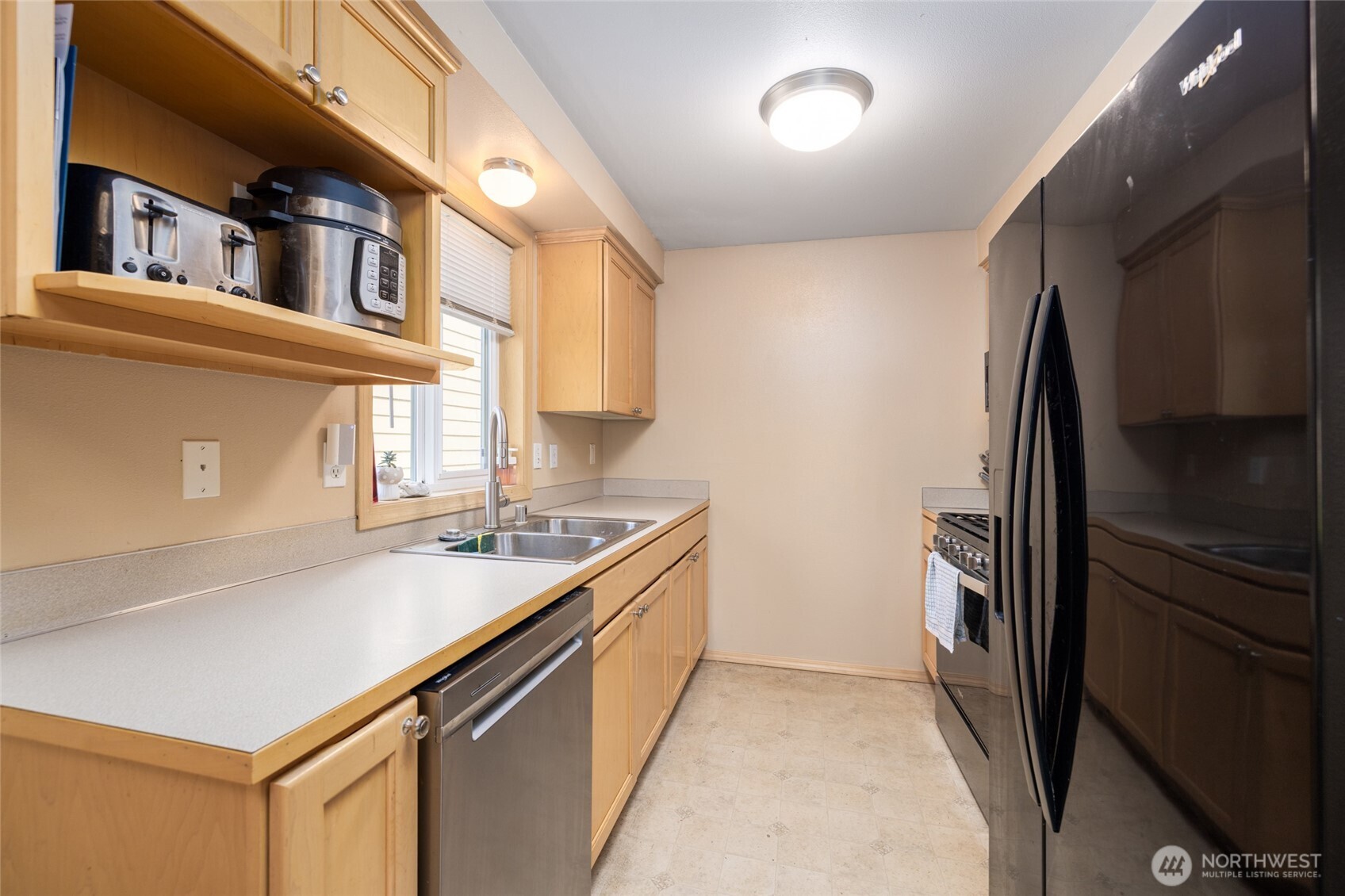 45259 Main Street Concrete, WA 98237 - Photo 12 of 39