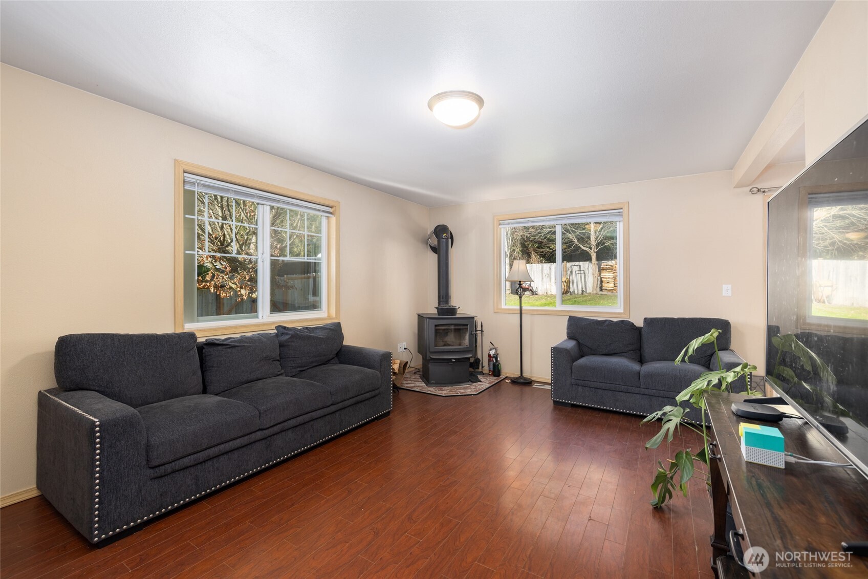 45259 Main Street Concrete, WA 98237 - Photo 6 of 38