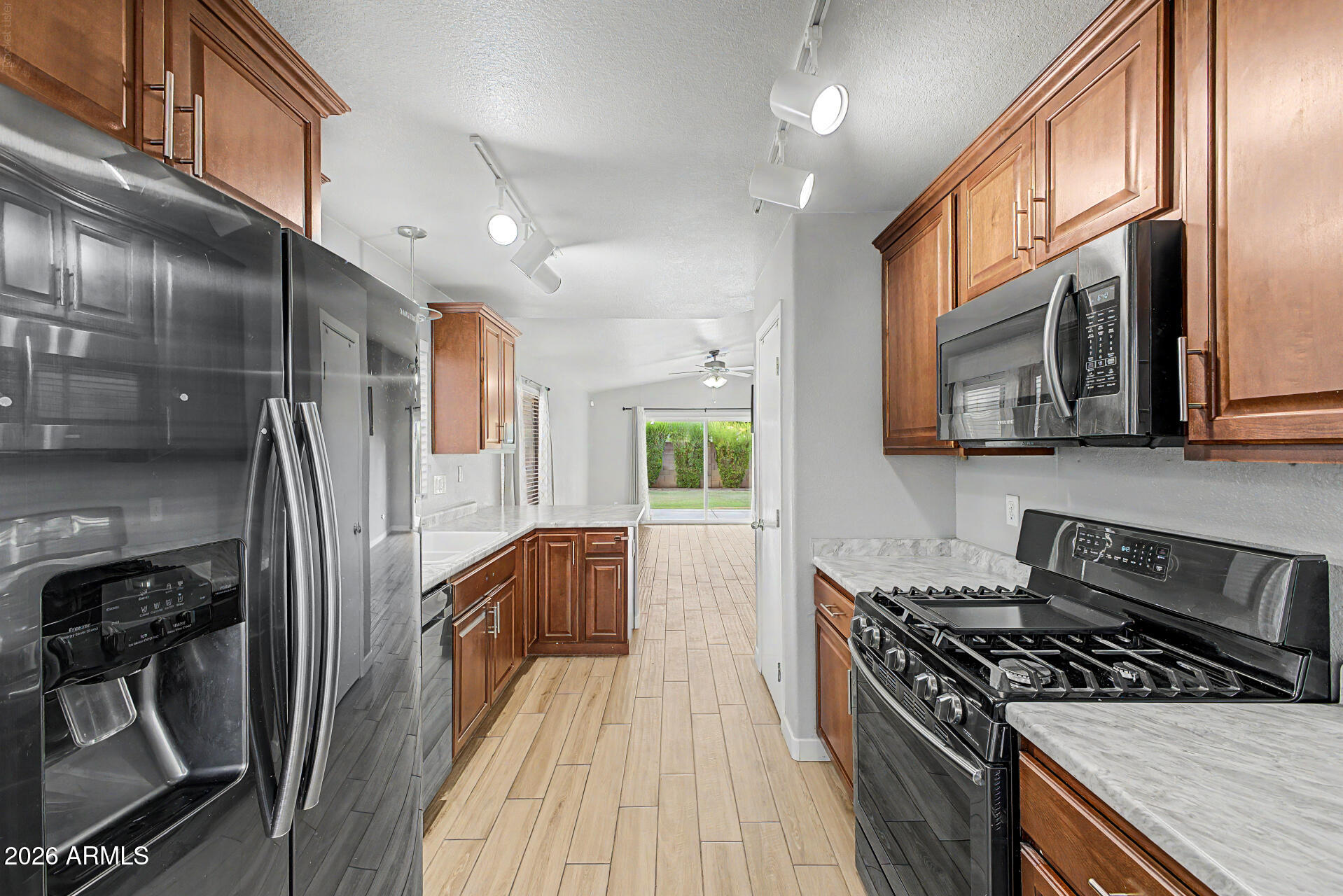 9050 West Monte Vista Road Phoenix, AZ 85037 - Photo 19 of 44