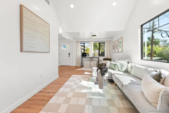 $1,295,000 | 3678 Richmond Street, San Diego, CA 92103