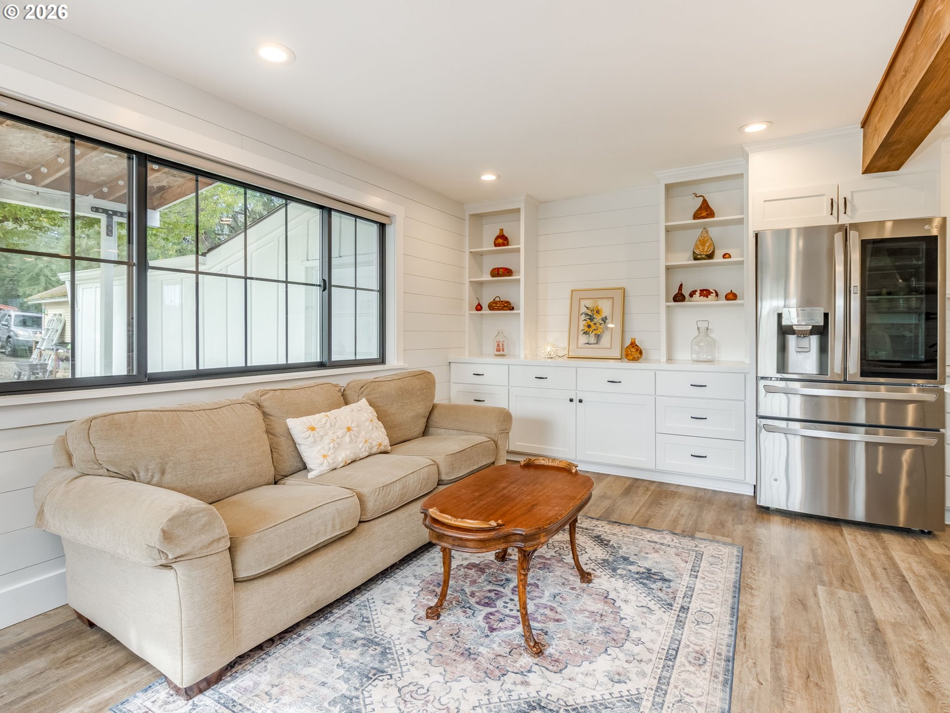 5801 Northeast Abbey Road Carlton, OR 97111 - Photo 18 of 48 a living room with furniture and a large window