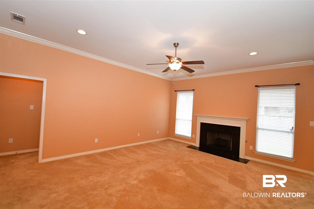10077 Landsdown Drive Daphne, AL 36526 - Photo 13 of 30
