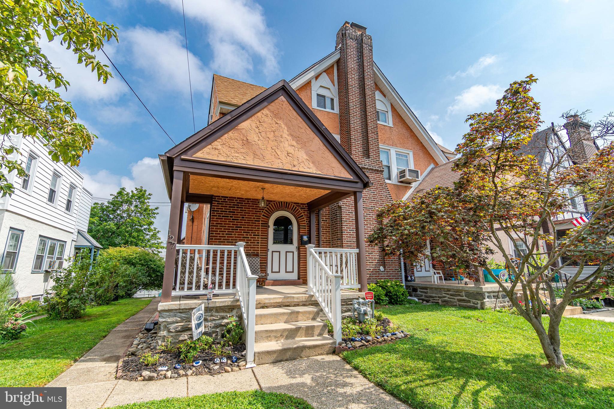 127 School Lane Springfield, PA 19064 - Photo 1 of 45 Gallery Image 1