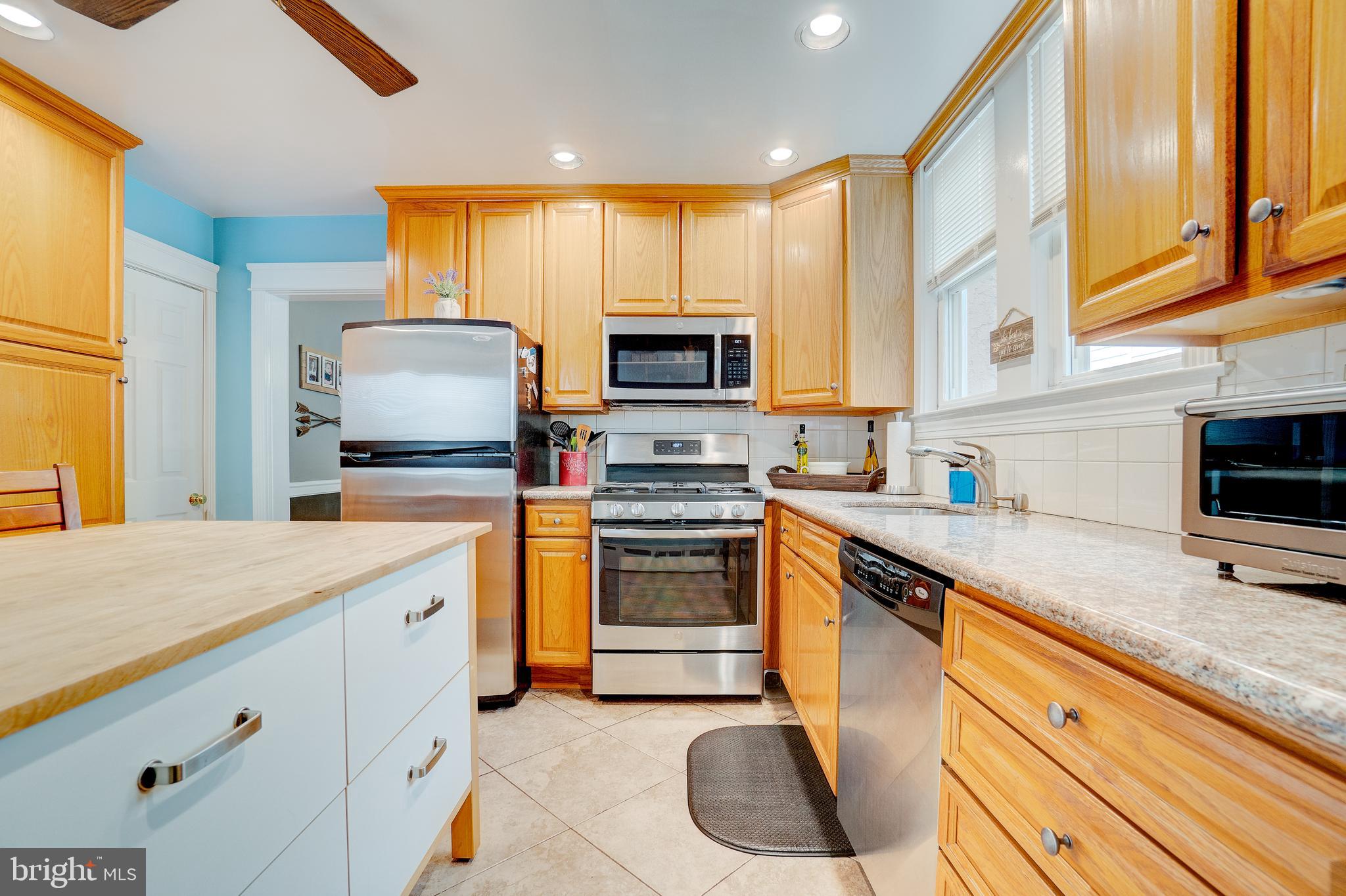 127 School Lane Springfield, PA 19064 - Photo 19 of 45 Gallery Image 19