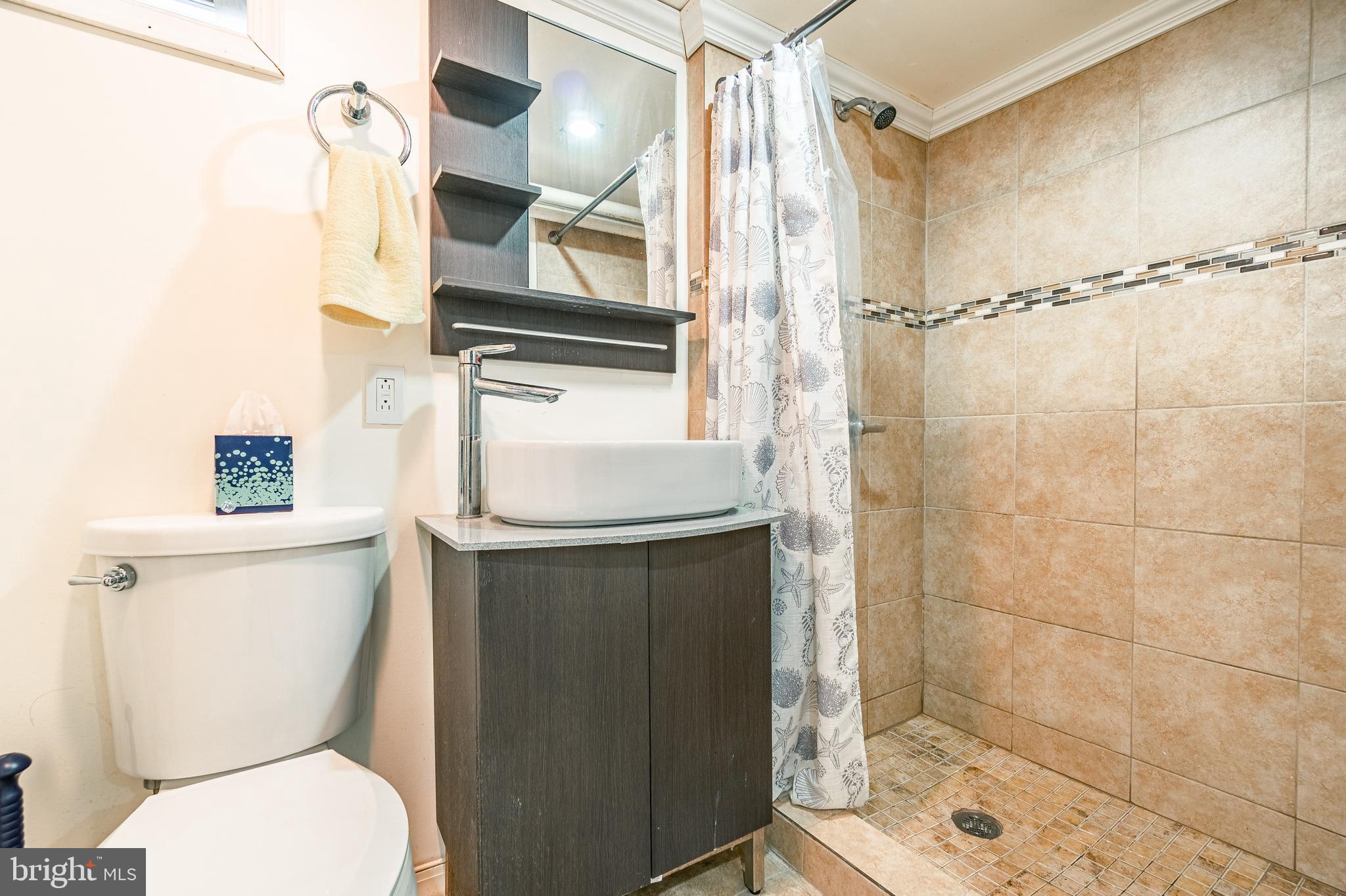 127 School Lane Springfield, PA 19064 - Photo 42 of 45 Full Bath - lower level