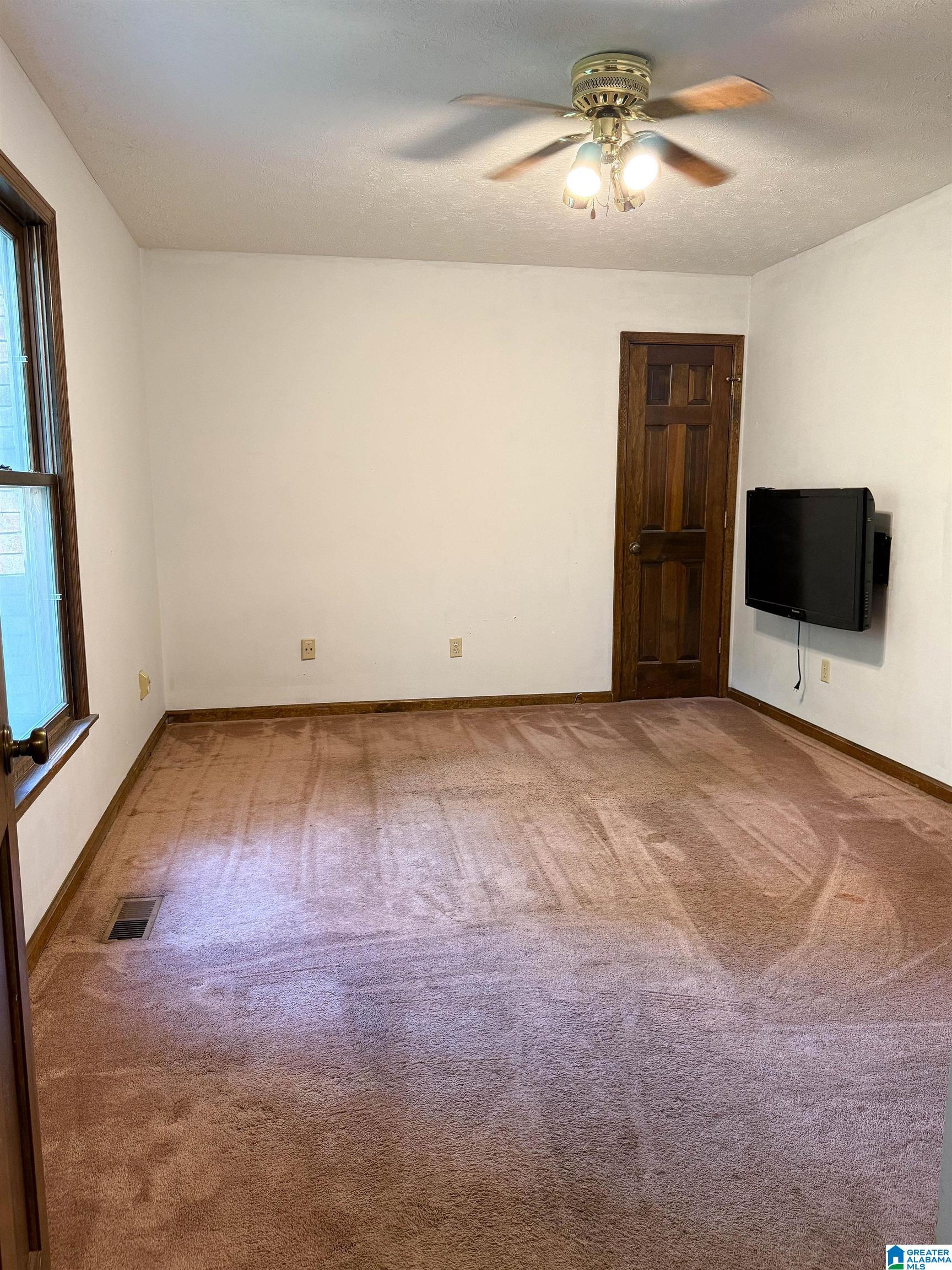 2301 Hathaway Heights Road Anniston, AL 36207 - Photo 16 of 52