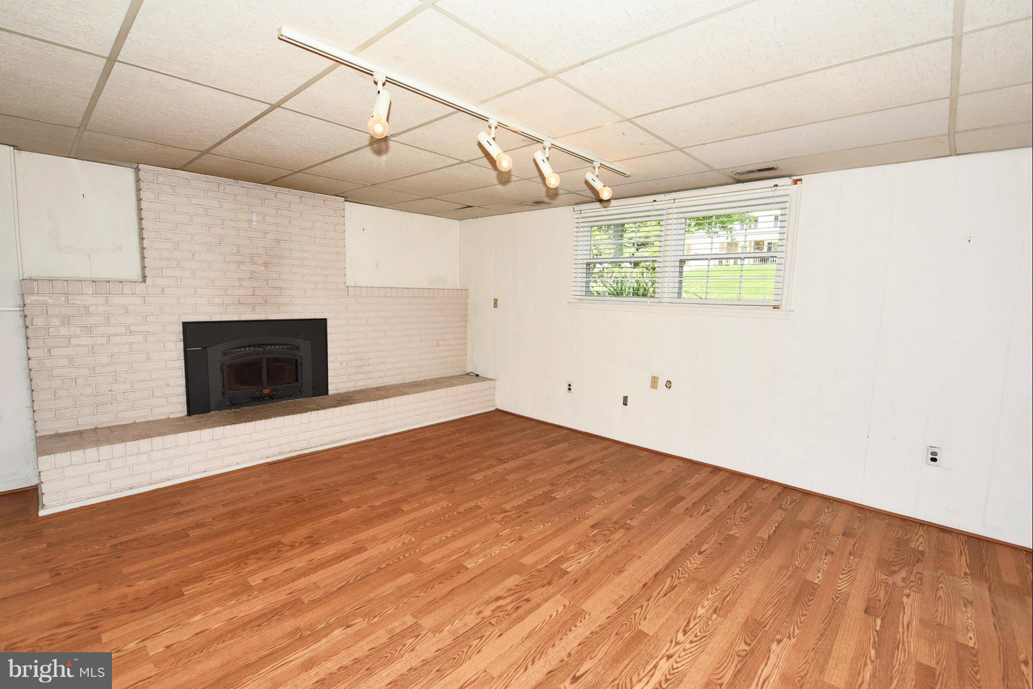 1808 Arabian Way Fallston, MD 21047 - Photo 18 of 27 Family Room w/woodstove insert