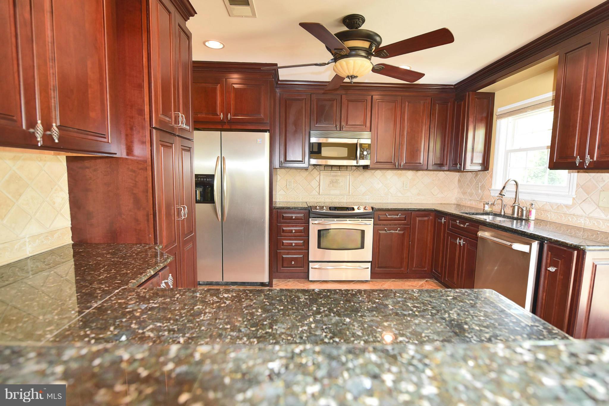1808 Arabian Way Fallston, MD 21047 - Photo 7 of 27 Kitchen