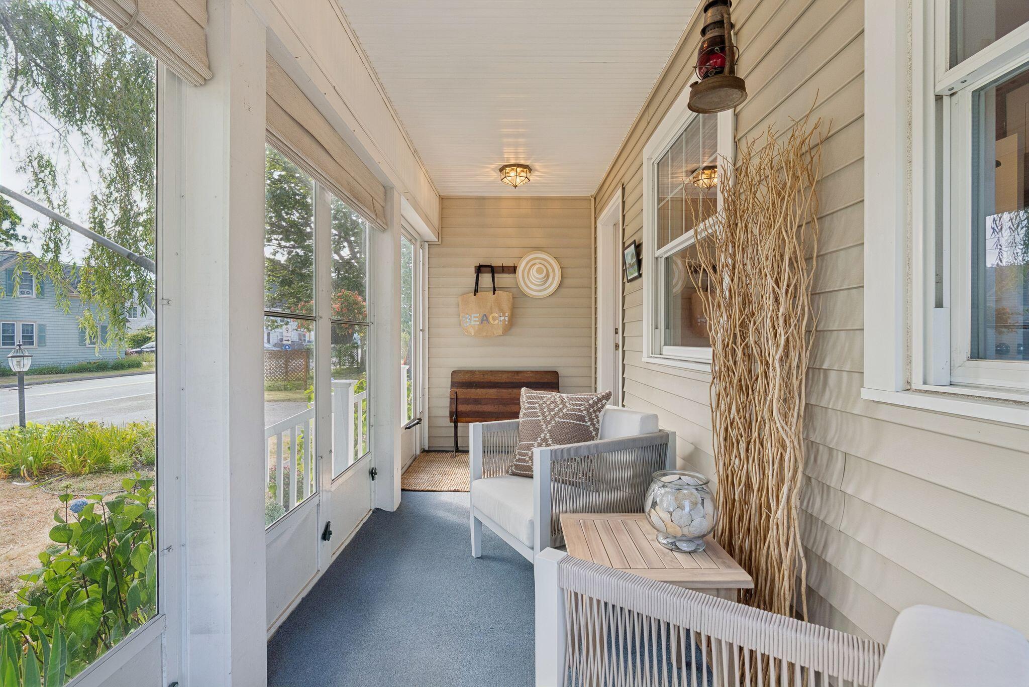 10 Seaside Avenue Saco, ME 04072 - Photo 3 of 54 37_DSC05171