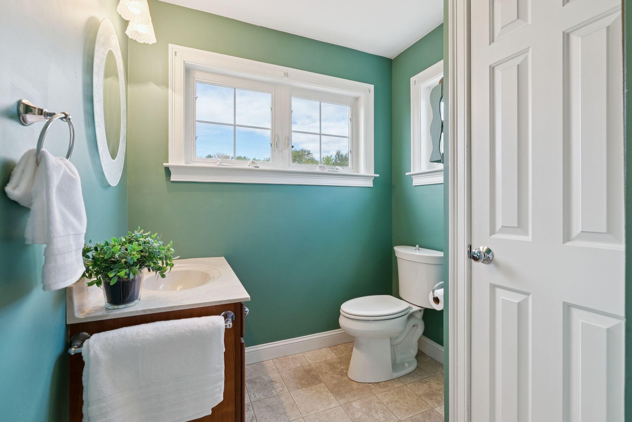 10 Seaside Avenue Saco, ME 04072 - Photo 9 of 54 63_DSC05306