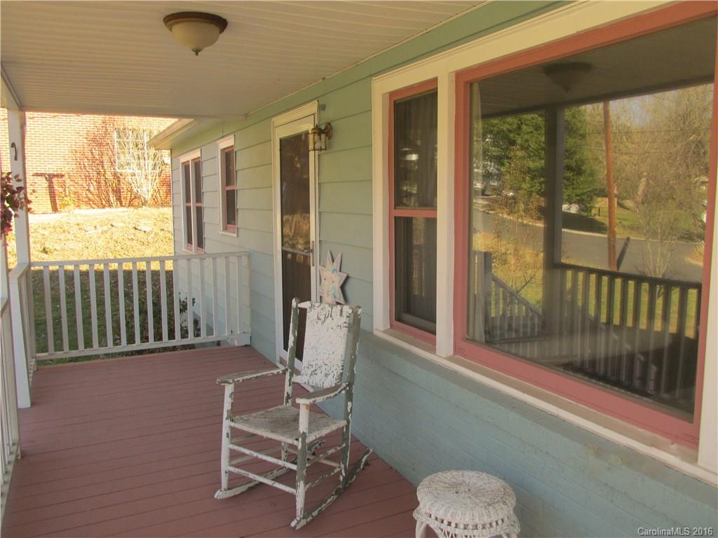 52 Raleigh Road Asheville, NC 28803 - Photo 4 of 20 Gallery Image 4