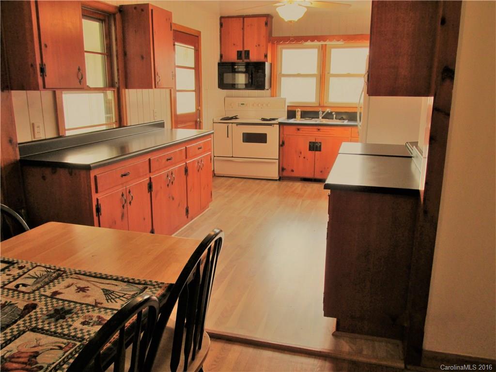52 Raleigh Road Asheville, NC 28803 - Photo 8 of 20 Gallery Image 8