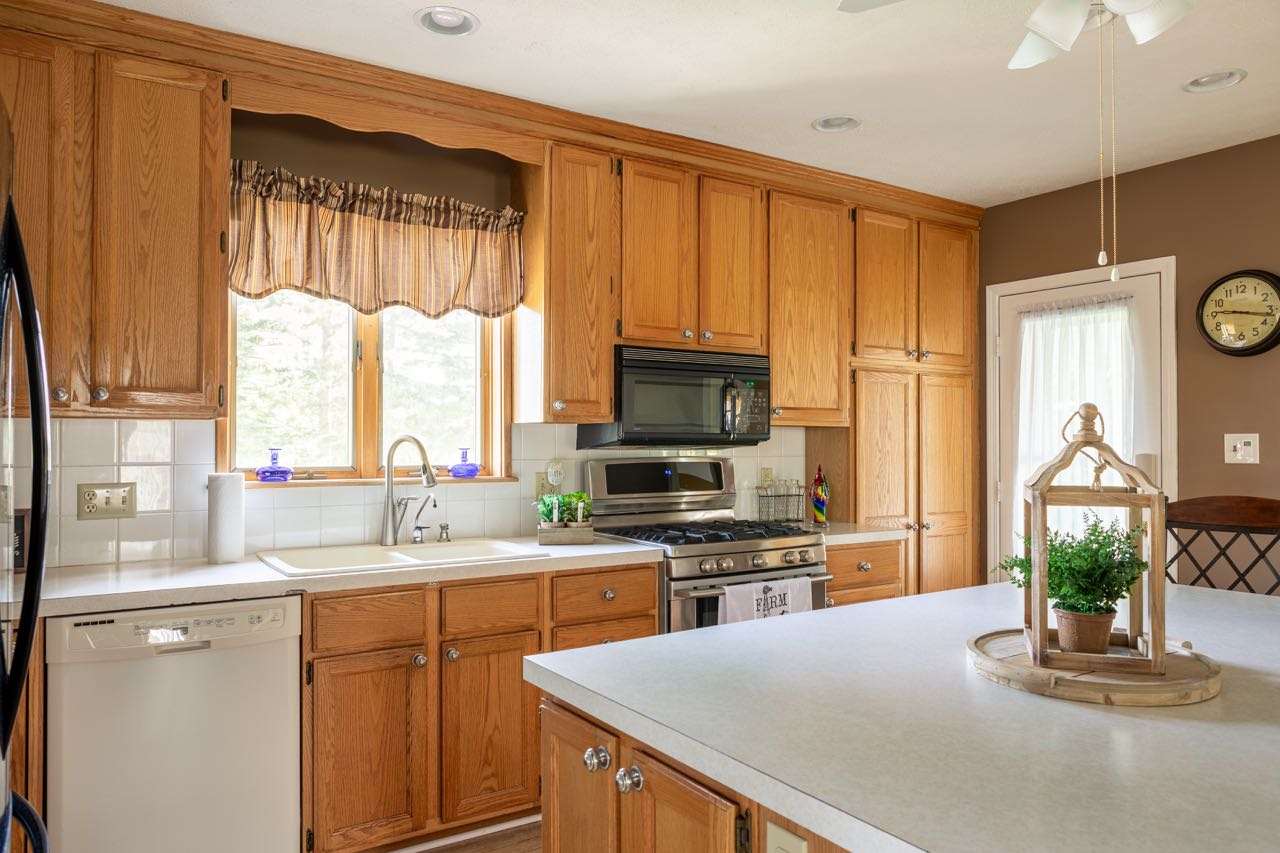 2054 South State Road Corunna, MI 48817 - Photo 2 of 36 Gallery Image 2