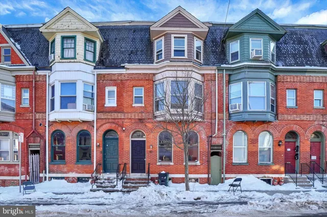 $179,900 | 316 East King Street, York, PA 17403