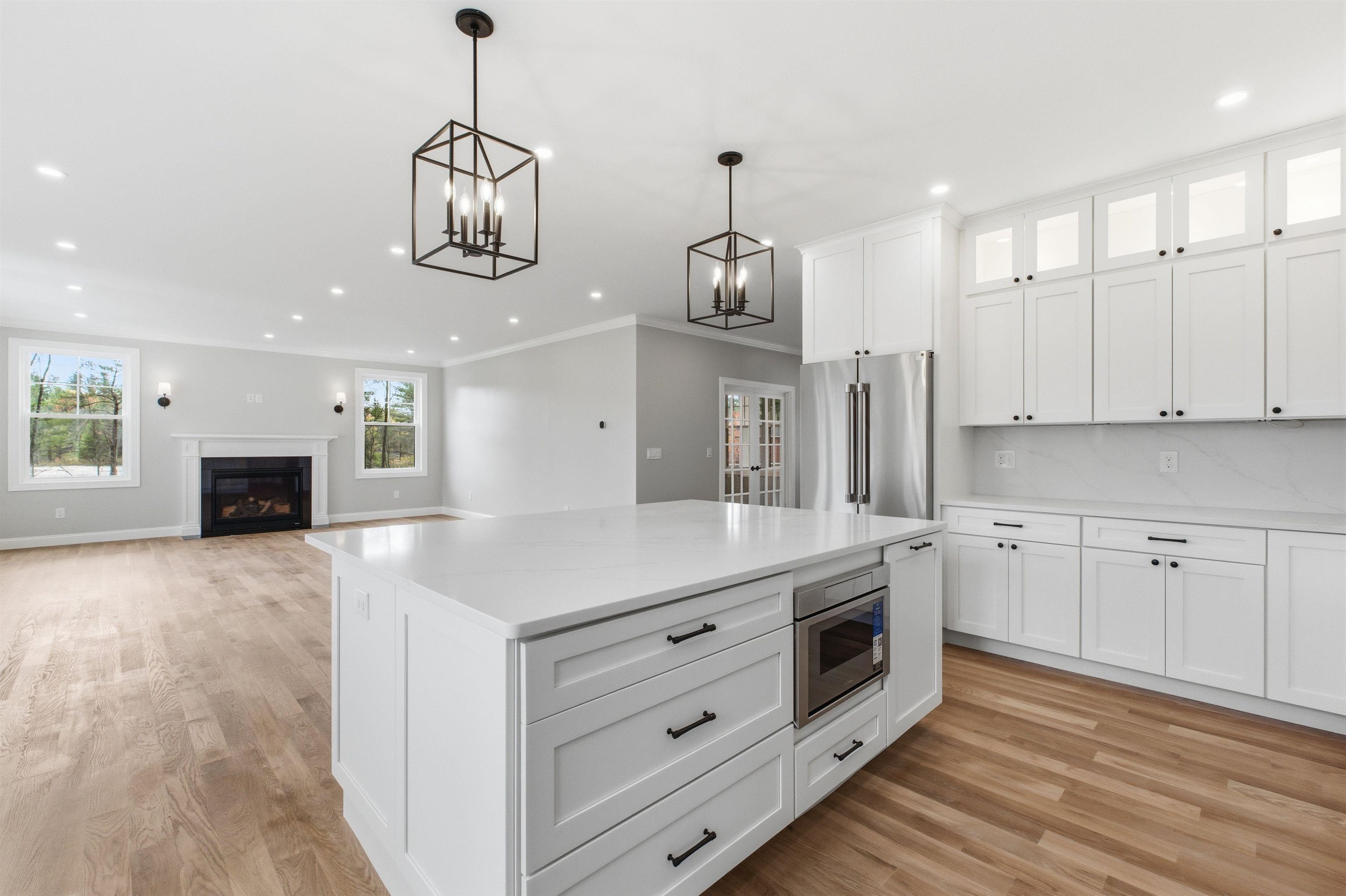 63 Mammoth Road Windham, NH 03087 - Photo 15 of 60