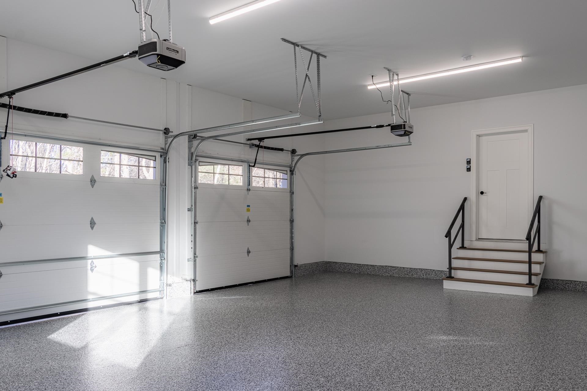 63 Mammoth Road Windham, NH 03087 - Photo 28 of 60