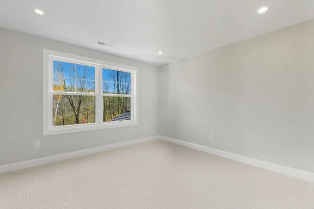 $2,099,000 | 63 Mammoth Road, Windham, NH 03087