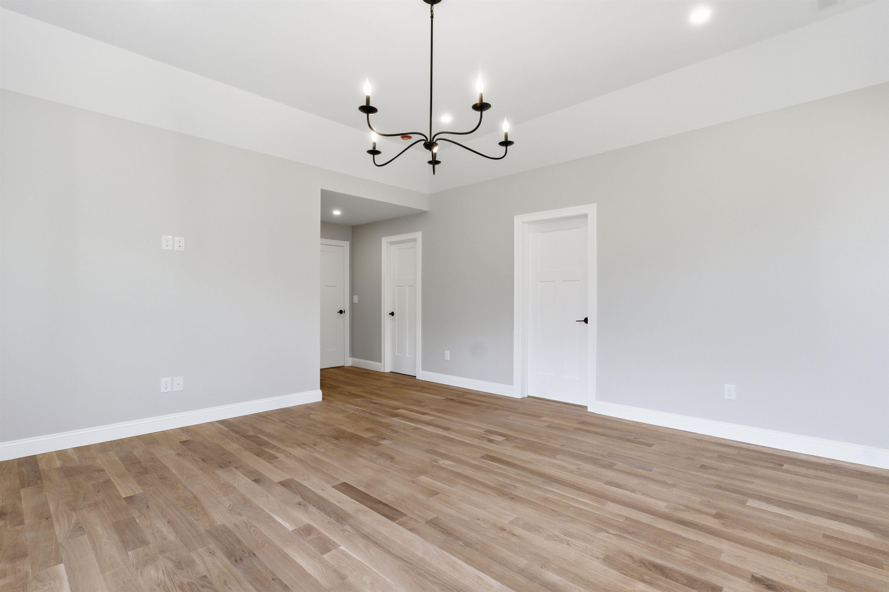 63 Mammoth Road Windham, NH 03087 - Photo 41 of 60