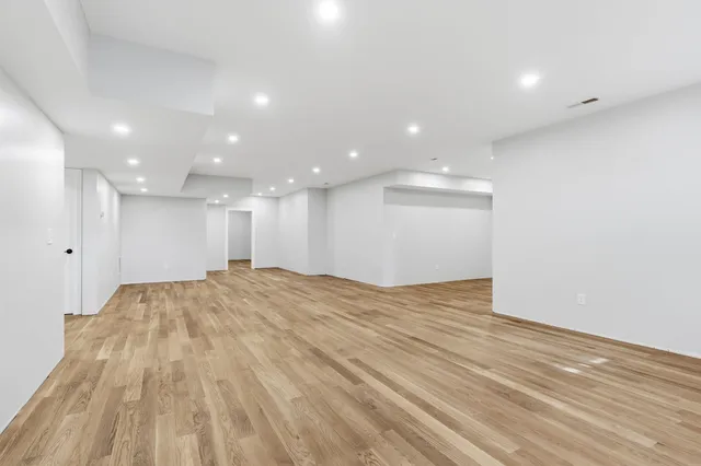 $2,099,000 | 63 Mammoth Road, Windham, NH 03087