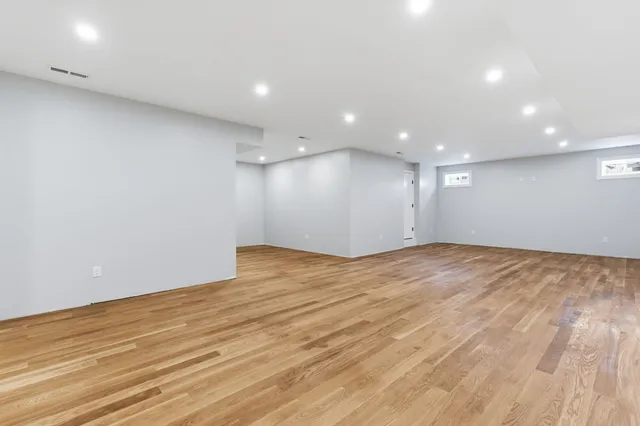 $2,099,000 | 63 Mammoth Road, Windham, NH 03087