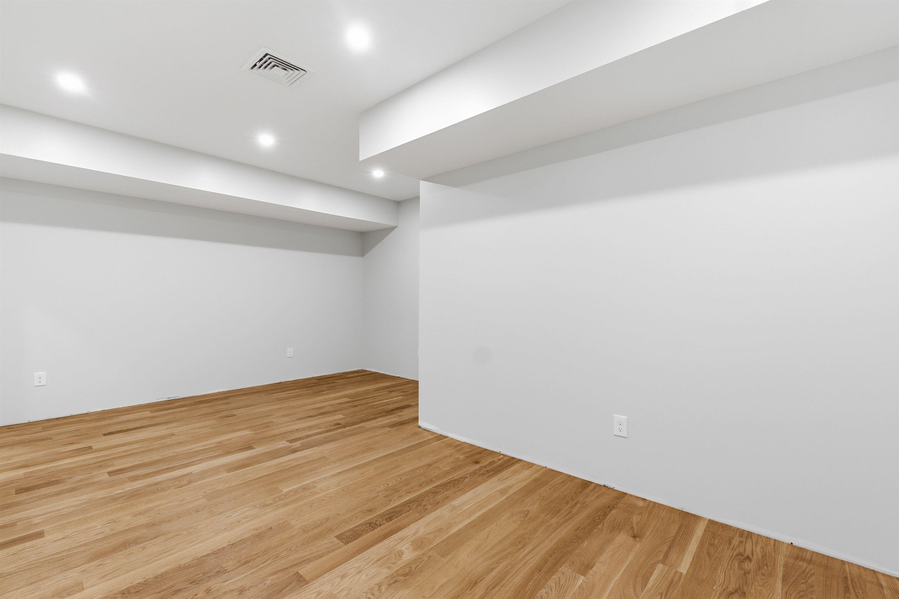 63 Mammoth Road Windham, NH 03087 - Photo 51 of 60