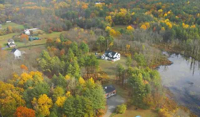 $2,099,000 | 63 Mammoth Road, Windham, NH 03087