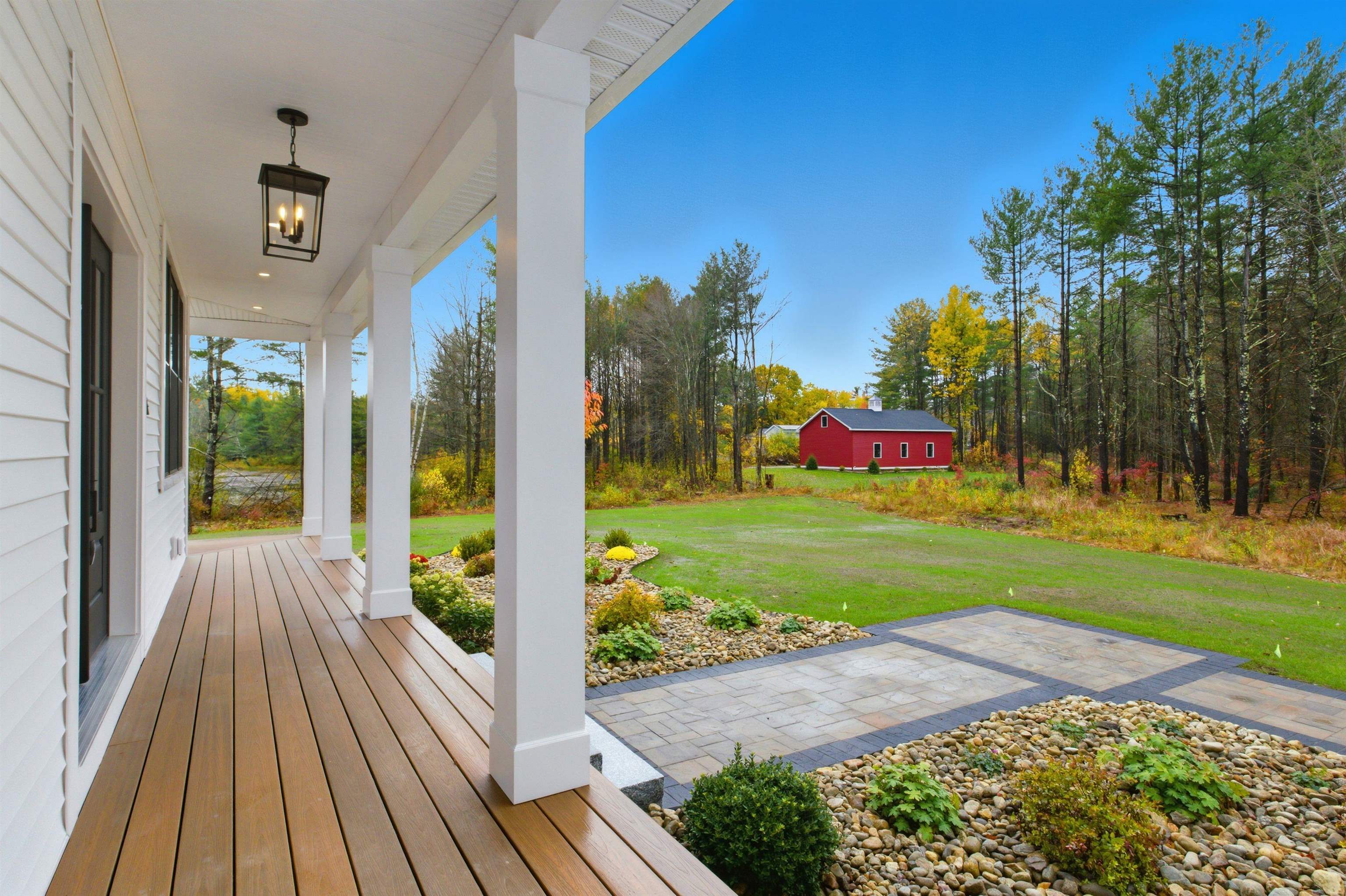 63 Mammoth Road Windham, NH 03087 - Photo 8 of 60