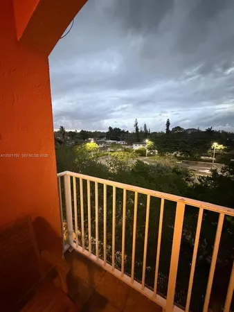 $2,800 | 1300 Northeast 109th Street, Unit 404, Miami, FL 33161