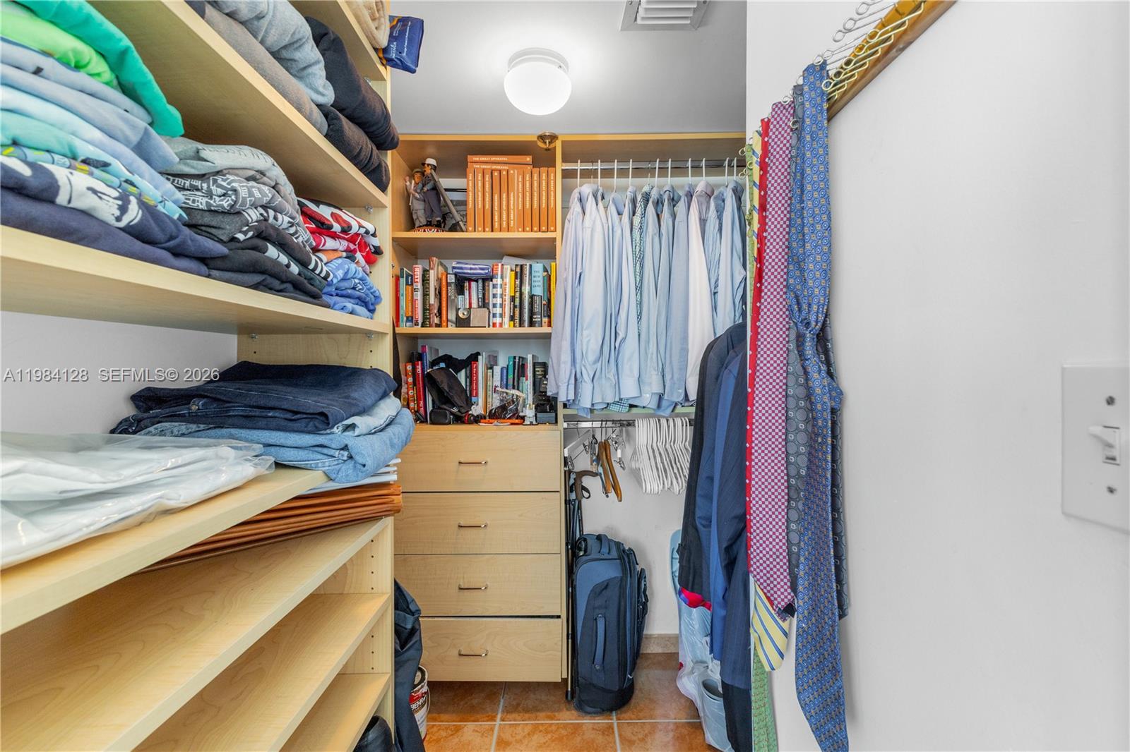 1621 Bay Road, Unit 1202 Miami Beach, FL 33139 - Photo 20 of 57