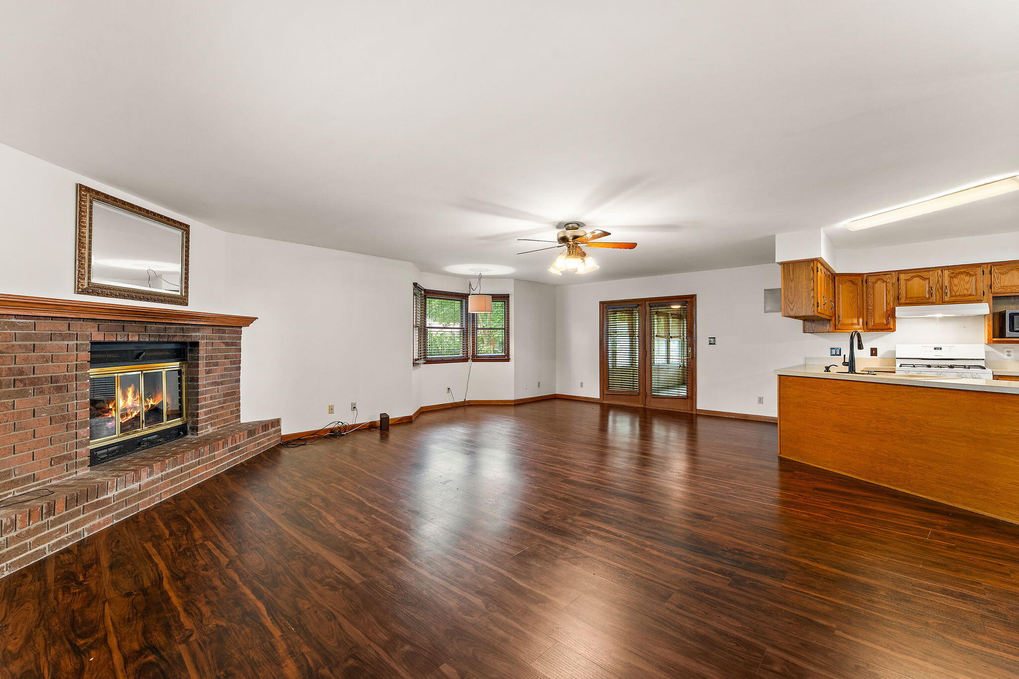 404 Hemlock Lane Crown Point, IN 46307 - Photo 6 of 22 2048x1365