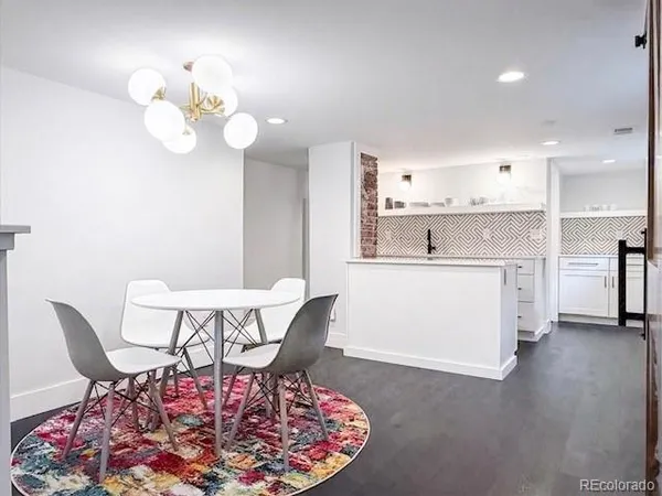 $2,225 | 736 York Street, Denver, CO 80206