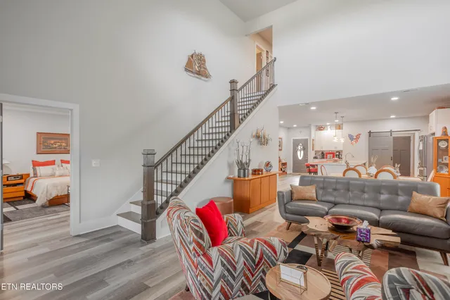 $564,900 | 986 Meadow Walk Lane, Lenoir City, TN 37772