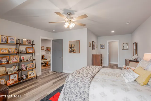 $564,900 | 986 Meadow Walk Lane, Lenoir City, TN 37772