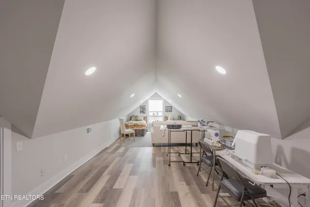 $564,900 | 986 Meadow Walk Lane, Lenoir City, TN 37772