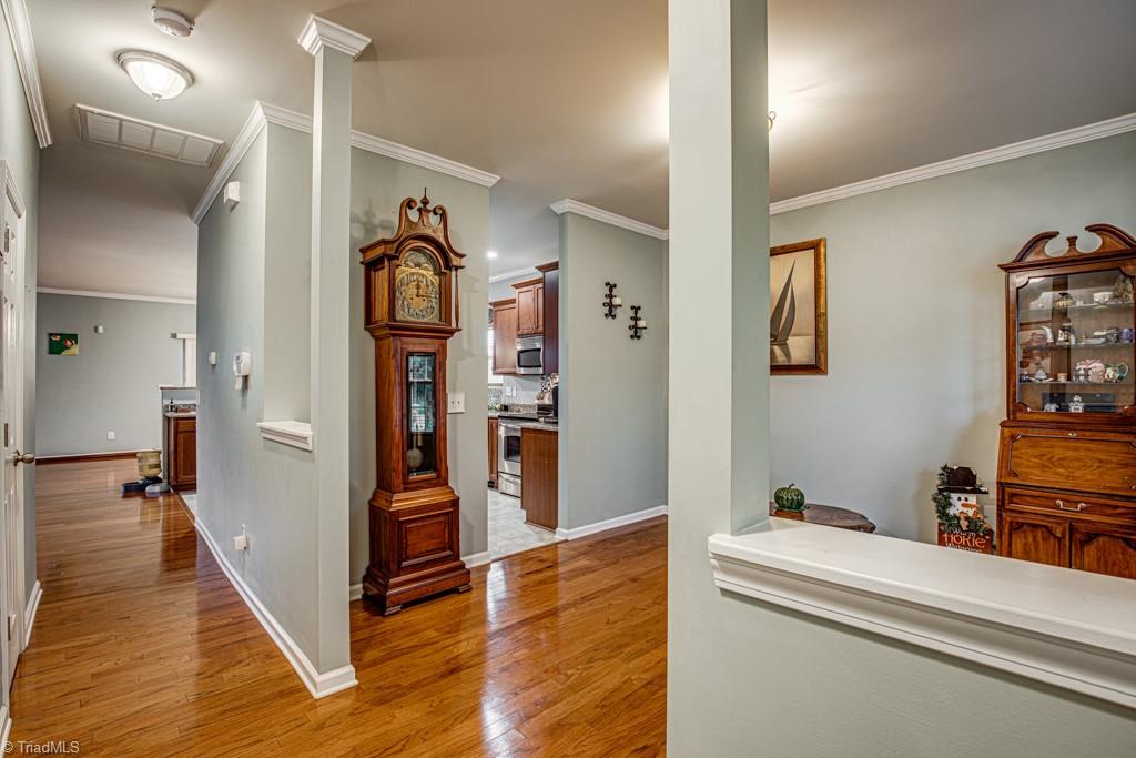 3325 Grandview Club Road Pfafftown, NC 27040 - Photo 6 of 48 Gallery Image 6