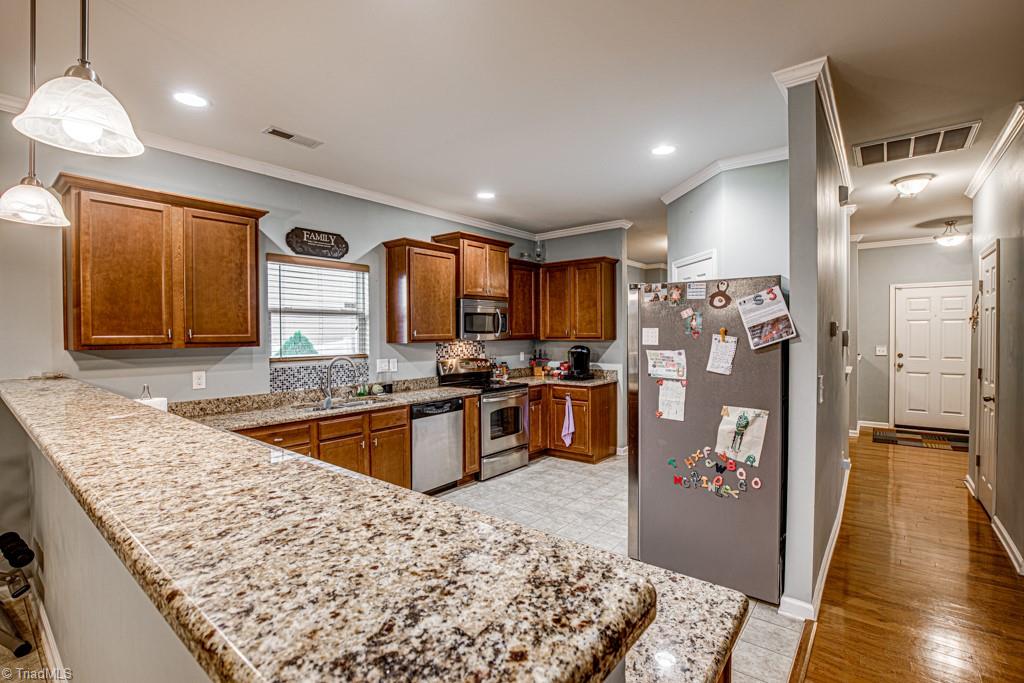 3325 Grandview Club Road Pfafftown, NC 27040 - Photo 10 of 48 Gallery Image 10