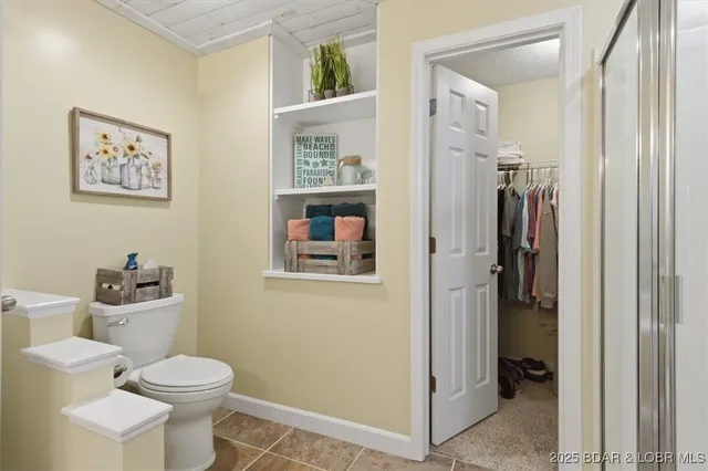 $479,000 | 131 Evergreen Condo Drive, Unit 1B, Sunrise Beach, MO 65079