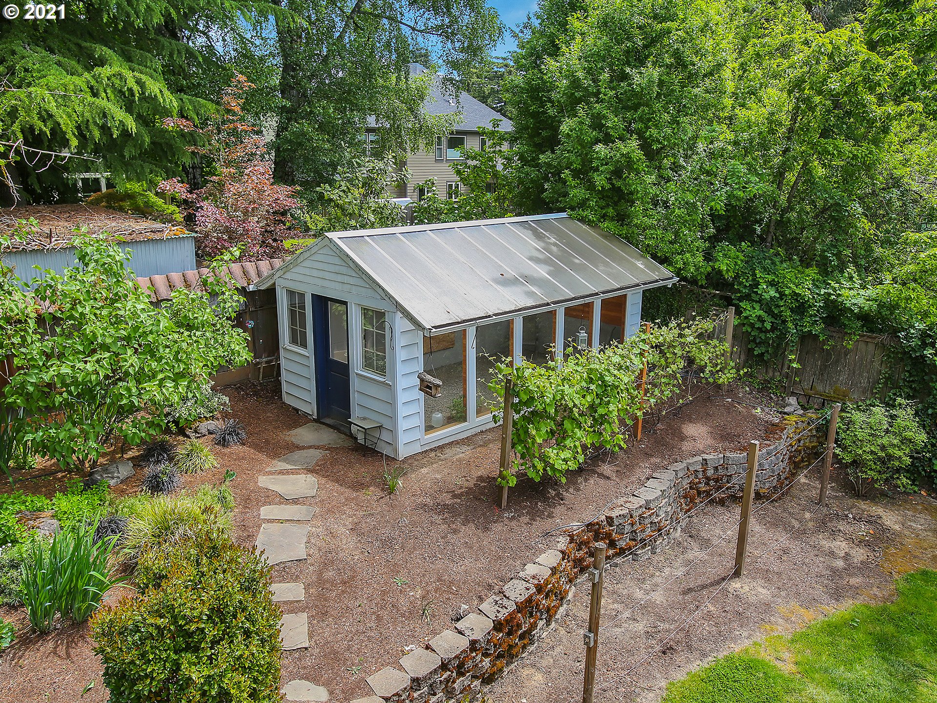 4825 Southwest Hamilton Street Portland, OR 97221 - Photo 29 of 32 Gallery Image 29