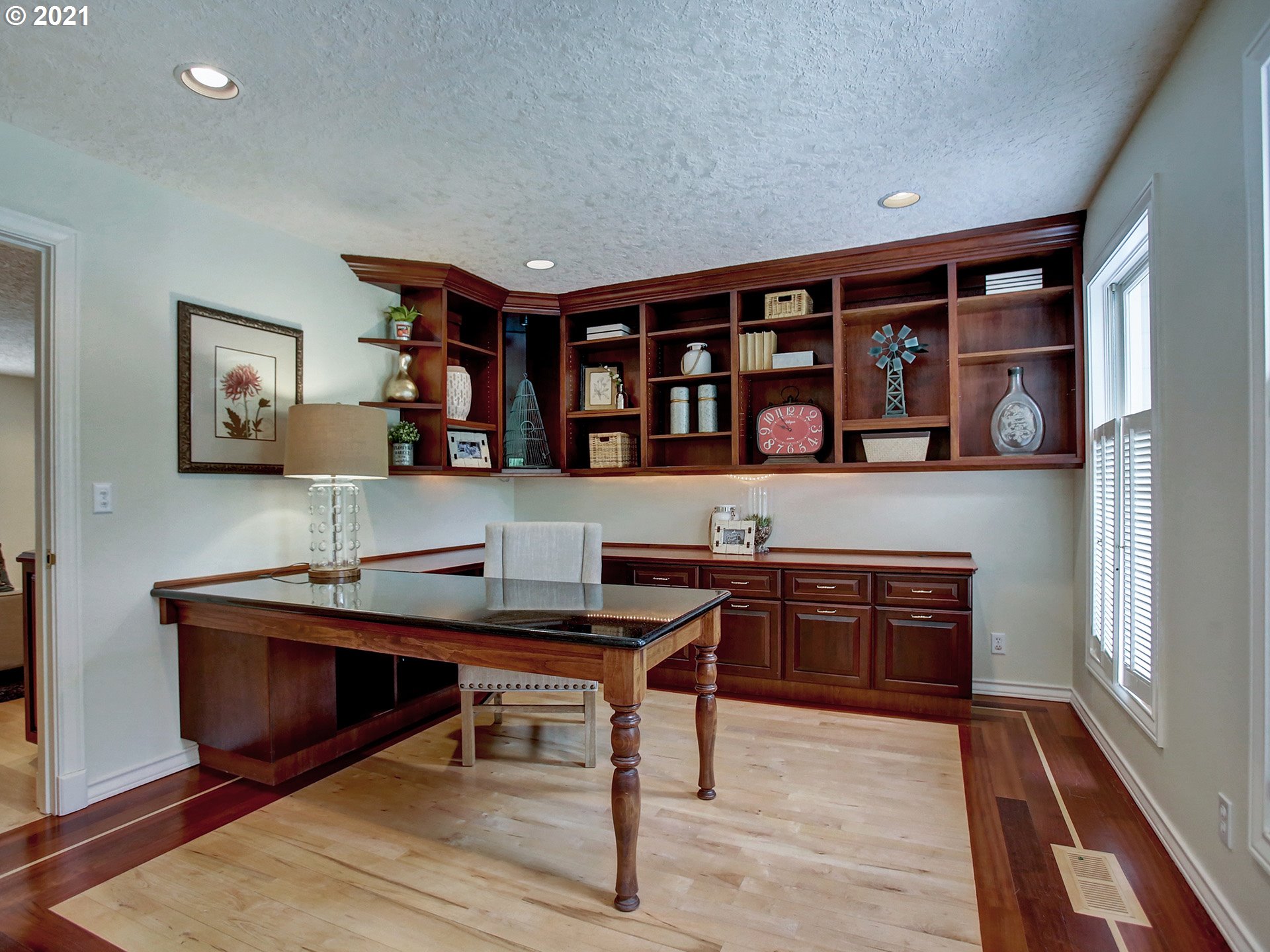 4825 Southwest Hamilton Street Portland, OR 97221 - Photo 6 of 32 Gallery Image 6