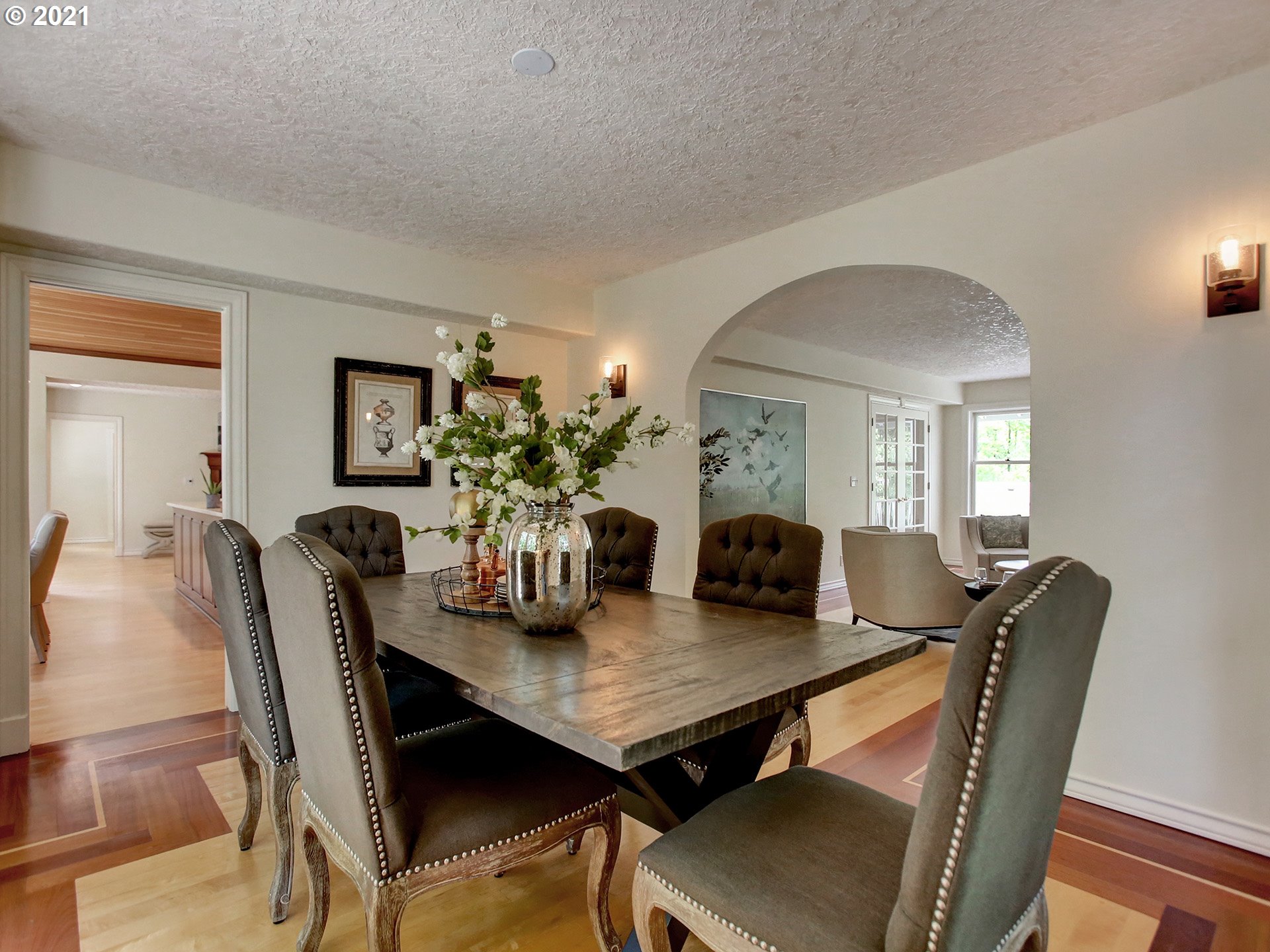 4825 Southwest Hamilton Street Portland, OR 97221 - Photo 9 of 32 Gallery Image 9