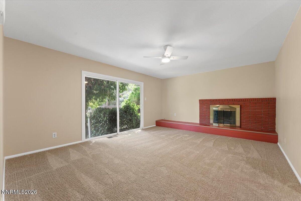 2750 Gellert Drive Reno, NV 89503 - Photo 6 of 31 06-2750 Gellert Drive Reno NV 89503 (6 o