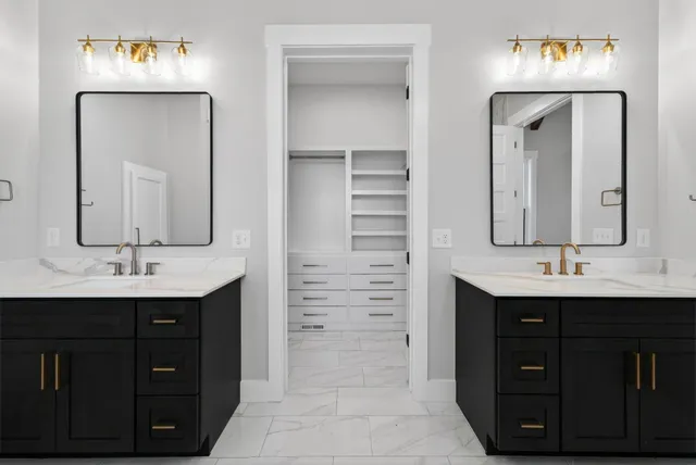 $974,900 | 3019 Valley Creek Road, Culleoka, TN 38451