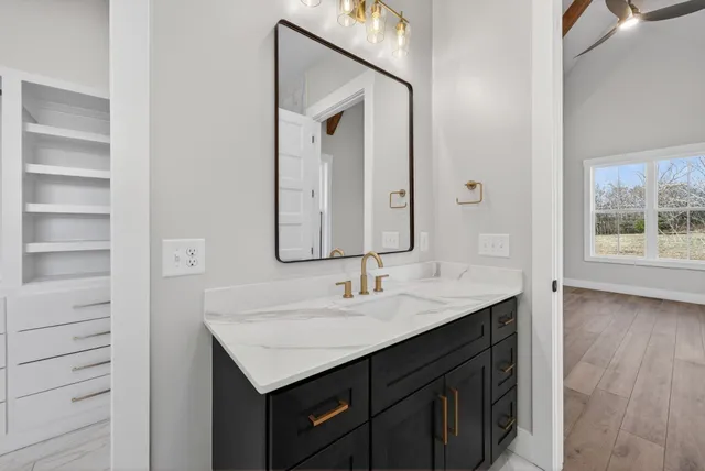 $974,900 | 3019 Valley Creek Road, Culleoka, TN 38451