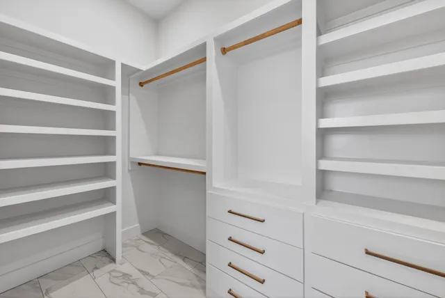 $974,900 | 3019 Valley Creek Road, Culleoka, TN 38451