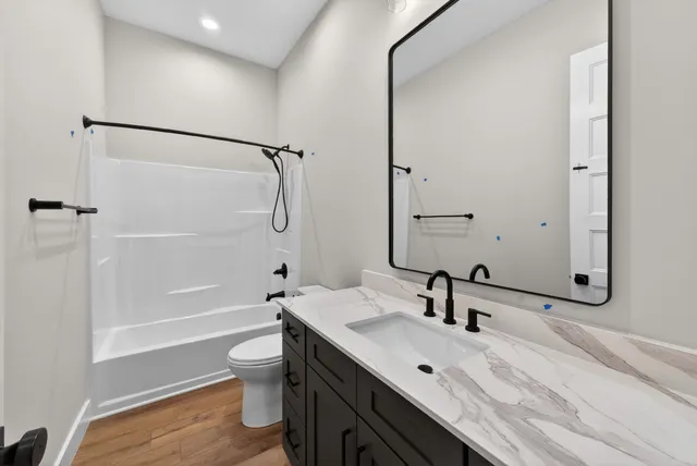 $974,900 | 3019 Valley Creek Road, Culleoka, TN 38451