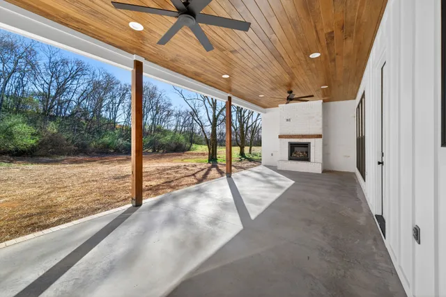 $974,900 | 3019 Valley Creek Road, Culleoka, TN 38451