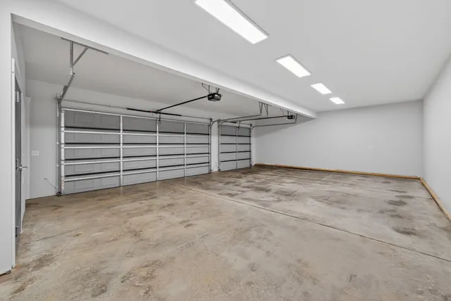 $974,900 | 3019 Valley Creek Road, Culleoka, TN 38451