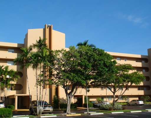 5201 Northwest 2nd Avenue, Unit 412 Boca Raton, FL 33487 - Photo 1 of 21 Primary Photo