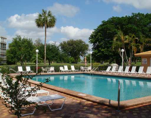 5201 Northwest 2nd Avenue, Unit 412 Boca Raton, FL 33487 - Photo 4 of 21 Additional Photo