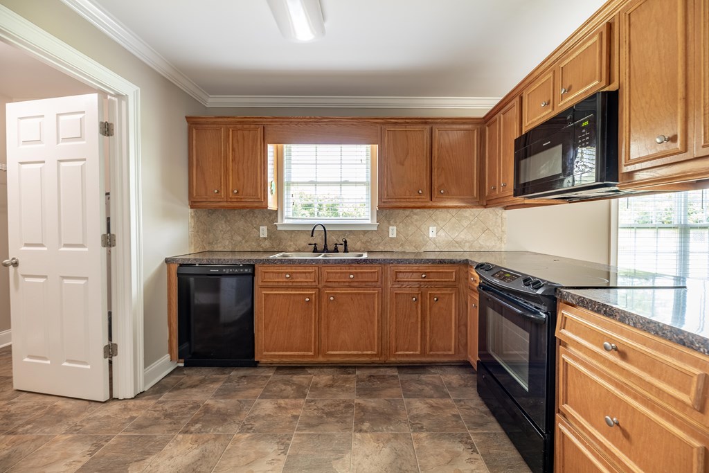 355 Owens Road Fort Mitchell, AL 36856 - Photo 23 of 49 Gallery Image 23